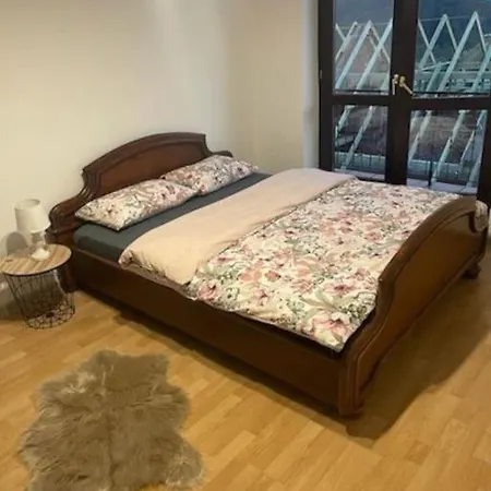 Urokliwy Dom W Nowym Saczu Lägenhet Nowy Sącz