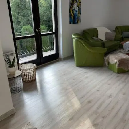 Lägenhet Urokliwy Dom W Nowym Saczu Nowy Sącz